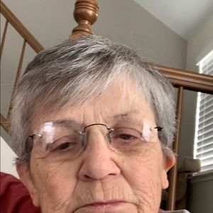 Meet your Posher, Carol